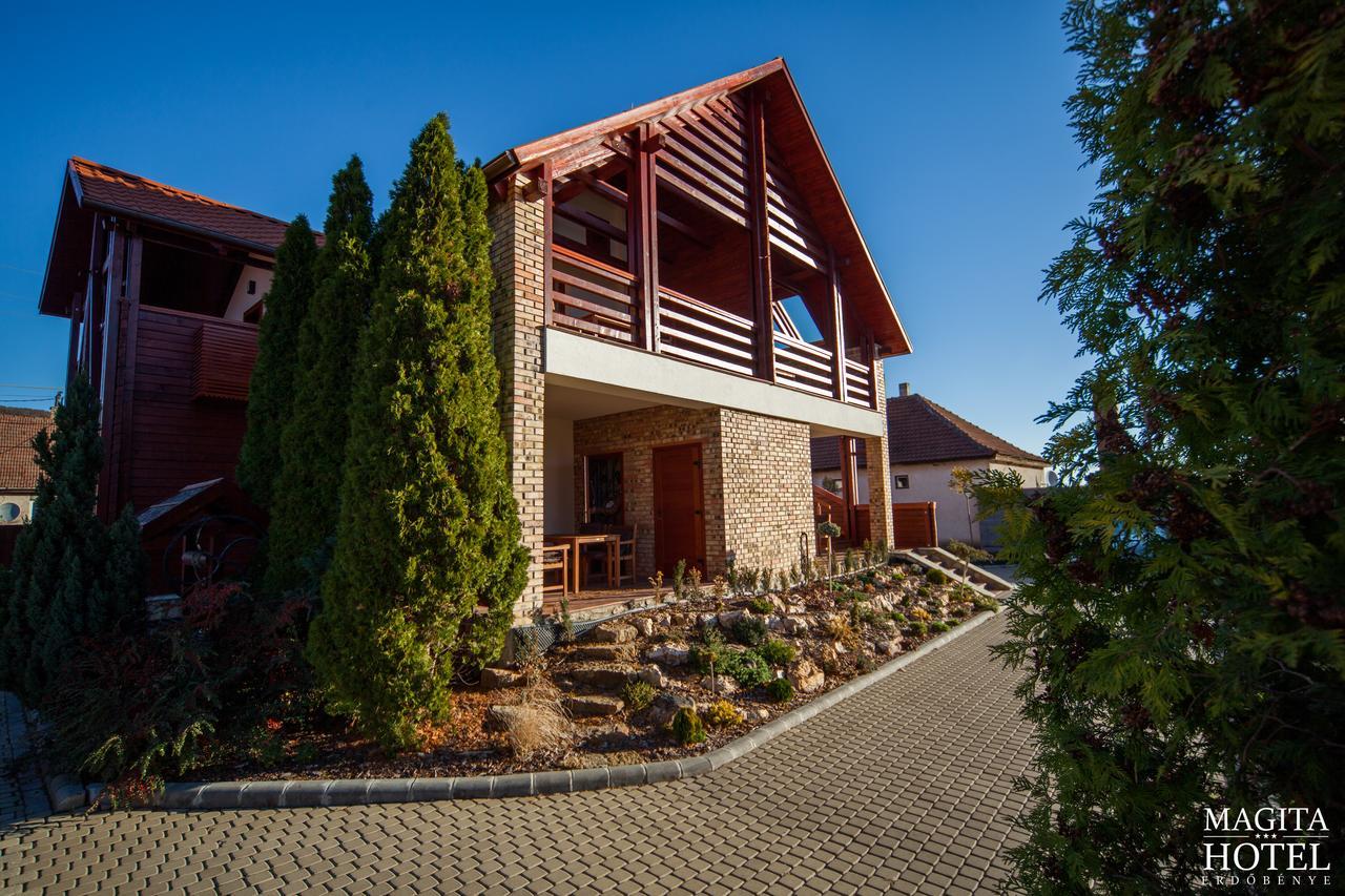 Magita Hotel Basko Exterior photo