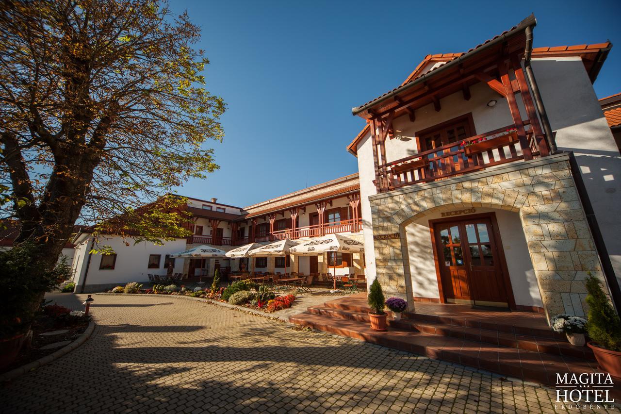 Magita Hotel Basko Exterior photo